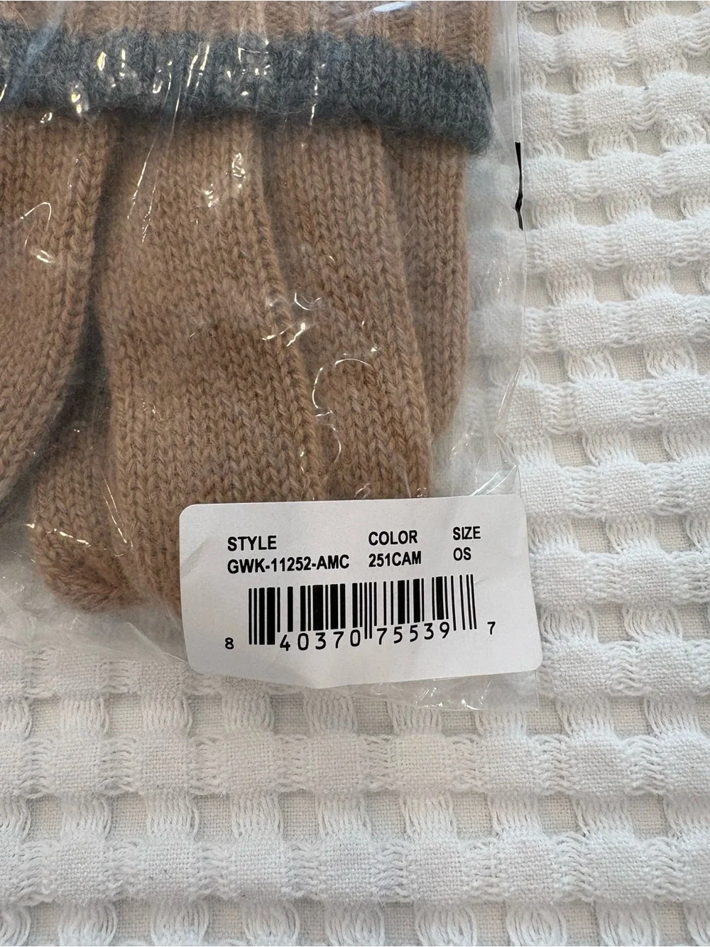 Amicale Cashmere Foldover Ribbed Gloves